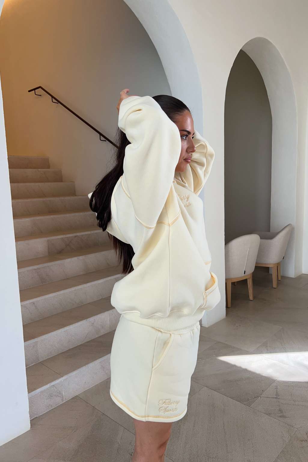 CONTOUR OVERSIZED HOODIE