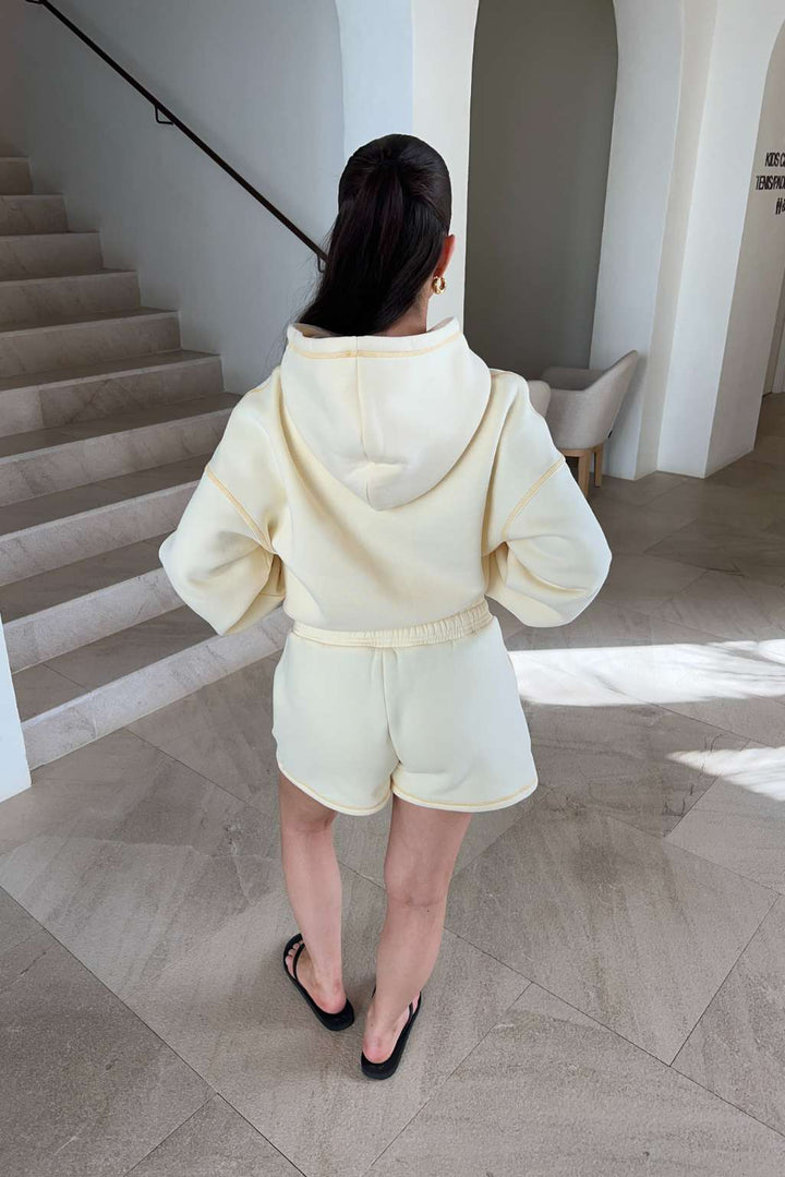 CONTOUR SHORTS